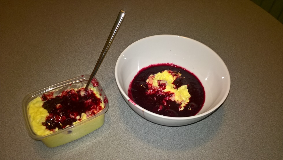 Rijstepap met aalbessensaus